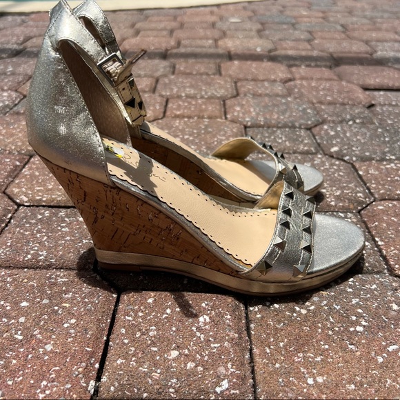 Lilly Pulitzer studded wedges - Picture 5 of 8